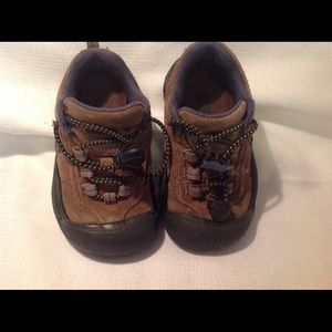 KEEN TODDLER SZ 8